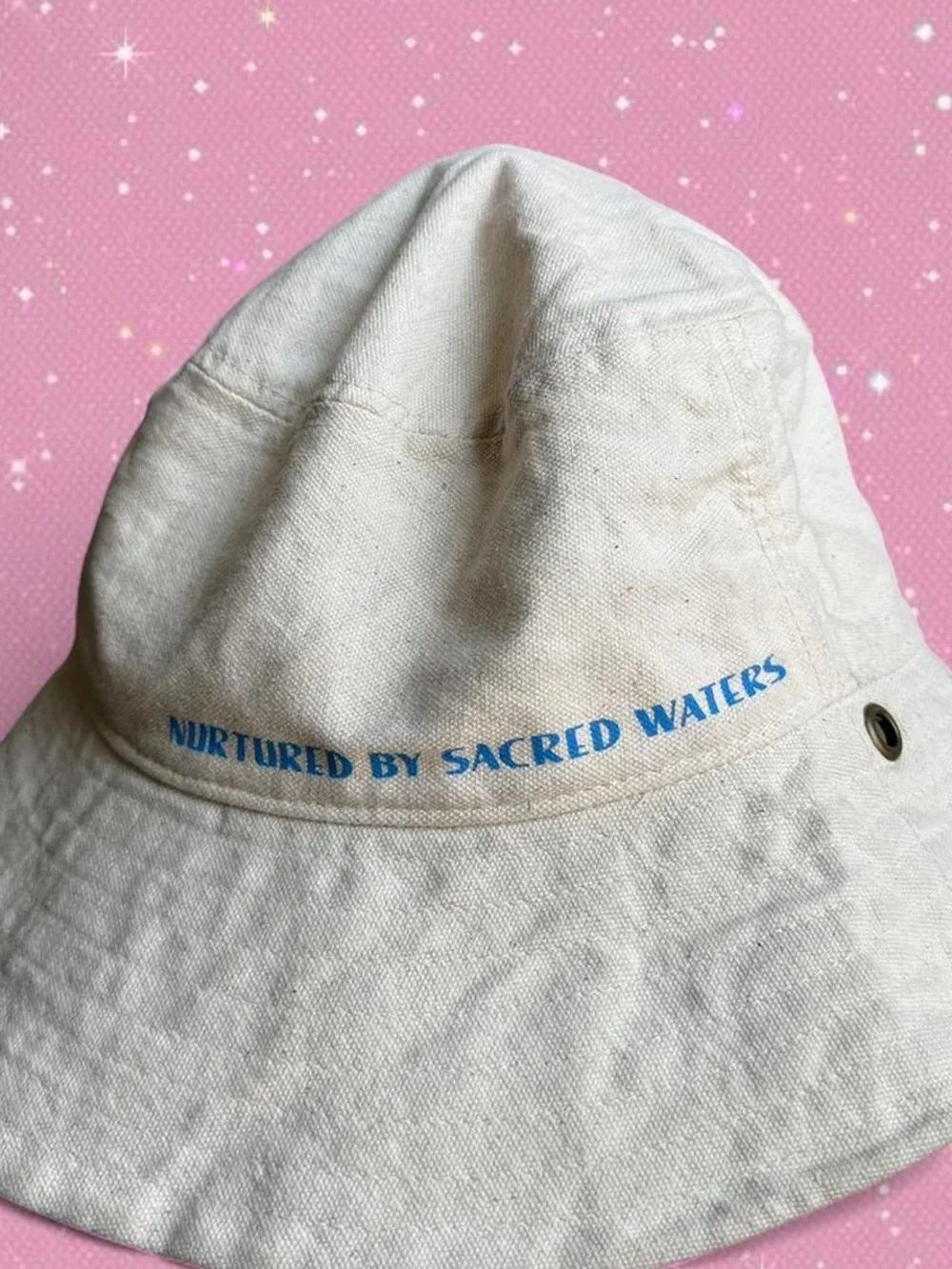 Vans Cream Canvas Bucket Hat with Green & Blue Graphic